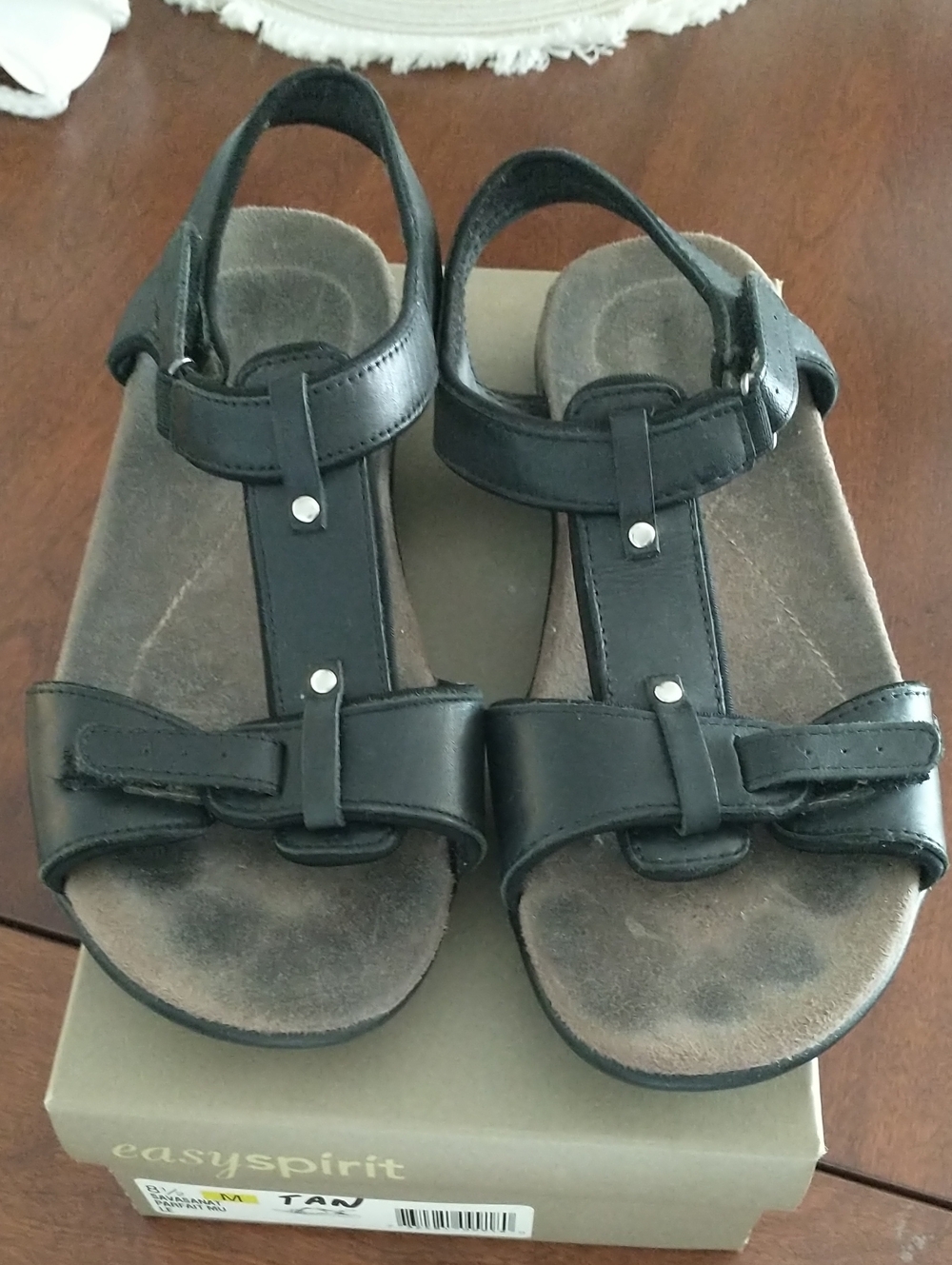 Natural Soul T-Strap Bare Flex Black Sandals
